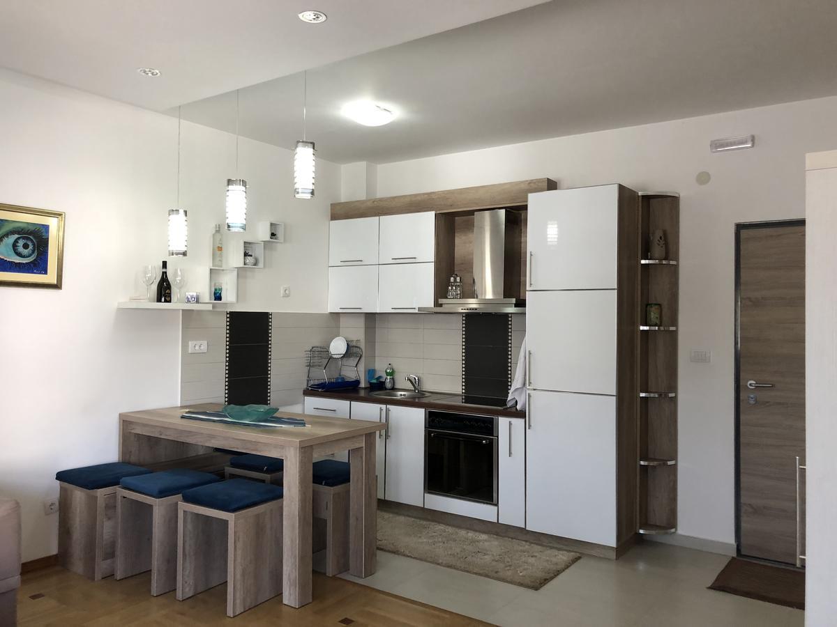 Apartman Dajana Ulcinj Exteriör bild