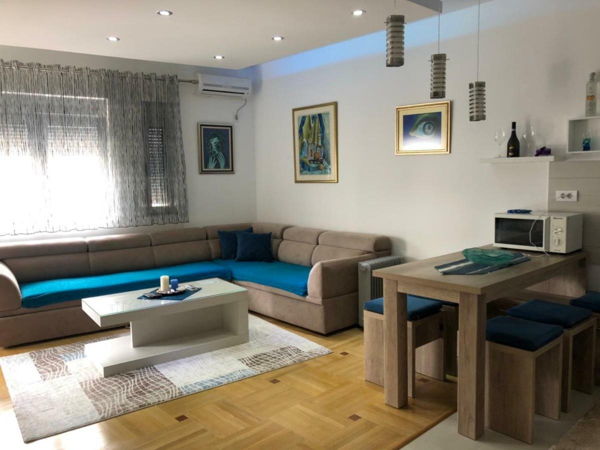 Apartman Dajana Ulcinj Exteriör bild